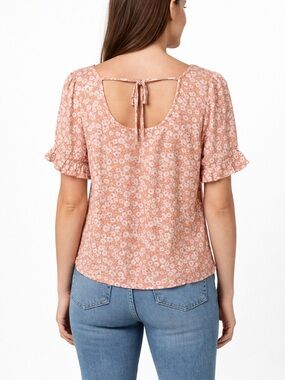 URBAN Romantics Pink Floral Top Size Large